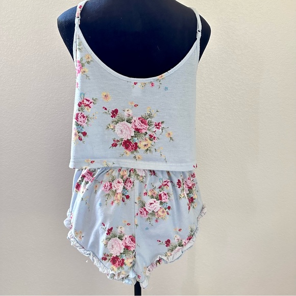 2-piece Baby Blue Floral Crop Top and Cheeky Shorts Pajamas Set for Women - Picture 3 of 4